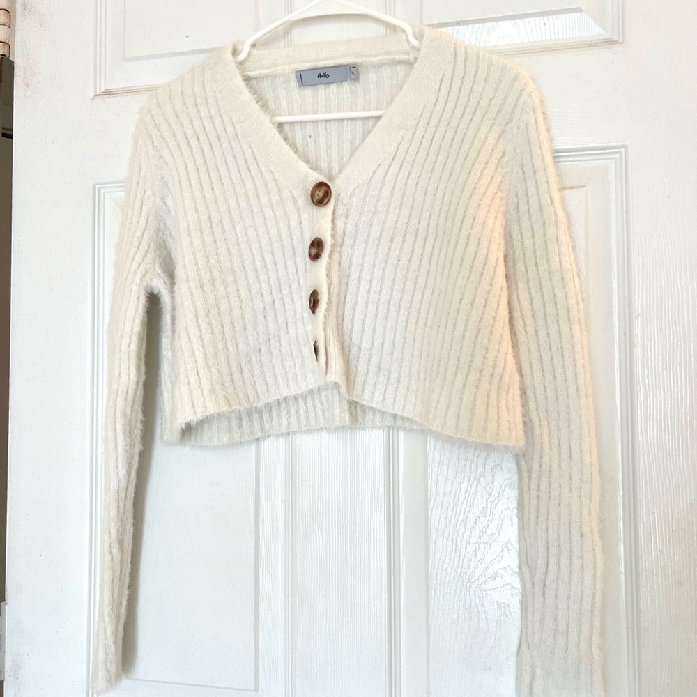 Adika Cropped Ivory White Fuzzy Soft Sweater Cardigan Size XS-S